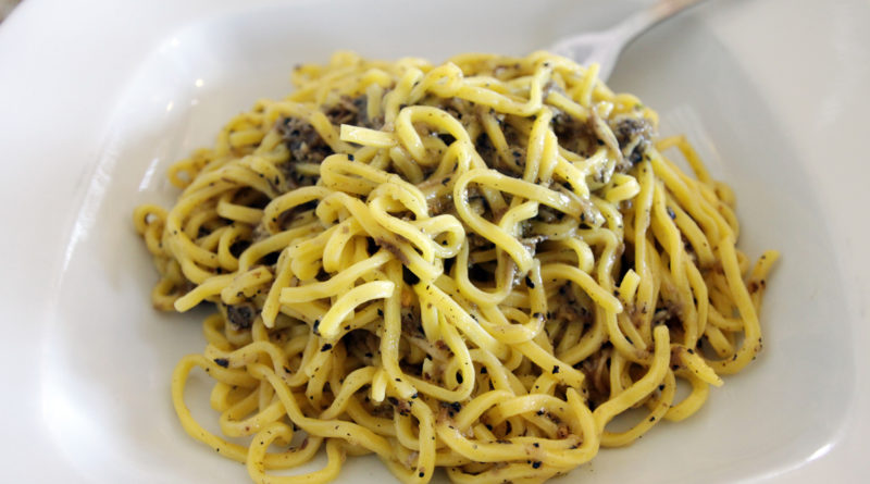 Tagliolini al tartufo nero estivo